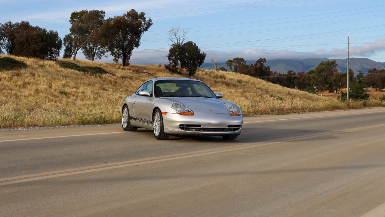 1999 Porsche 996 Carrera - Image 2 of 31