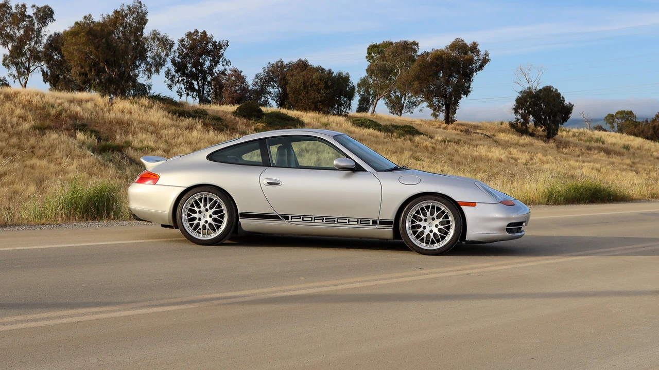 1999 Porsche 996 Carrera - Image 6 of 31