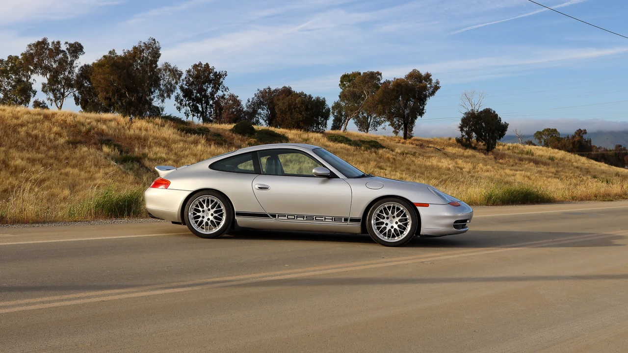 1999 Porsche 996 Carrera - Image 7 of 31