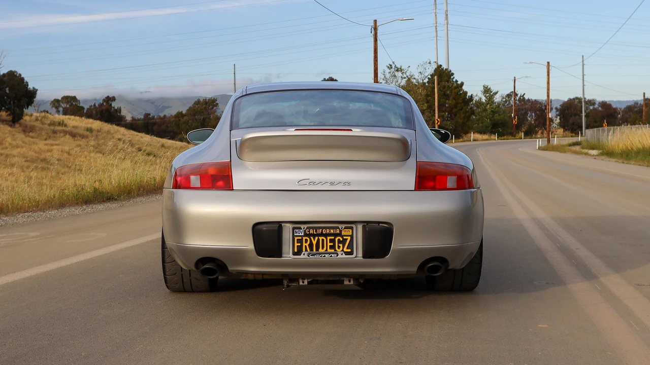 1999 Porsche 996 Carrera - Image 18 of 31
