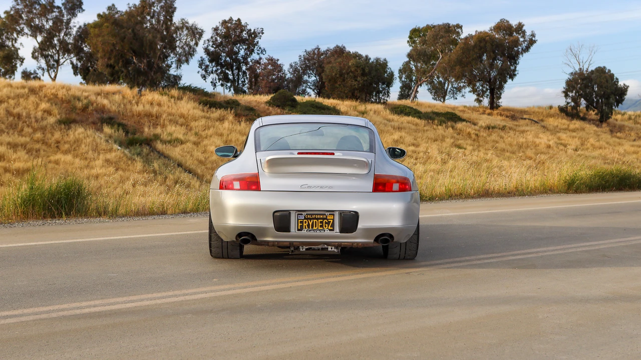 1999 Porsche 996 Carrera - Image 16 of 31