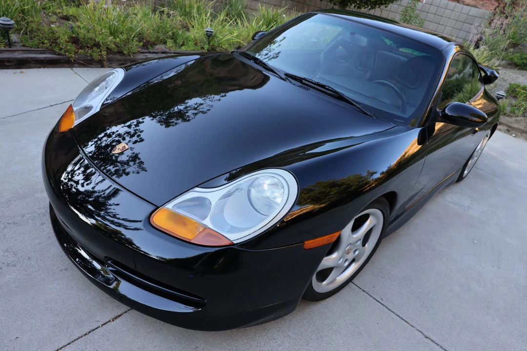 1999 Porsche 996 Carrera - Image 13 of 31
