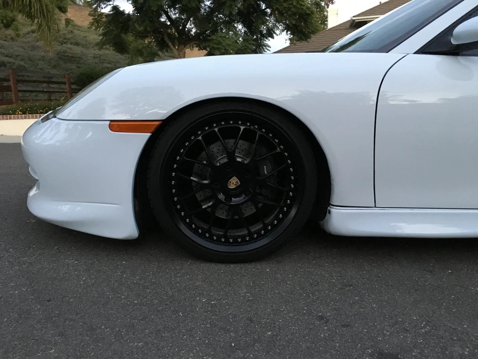 1999 Porsche 996 Carrera - Image 26 of 31