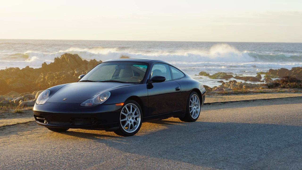 1999 Porsche 996 Carrera - Image 14 of 31