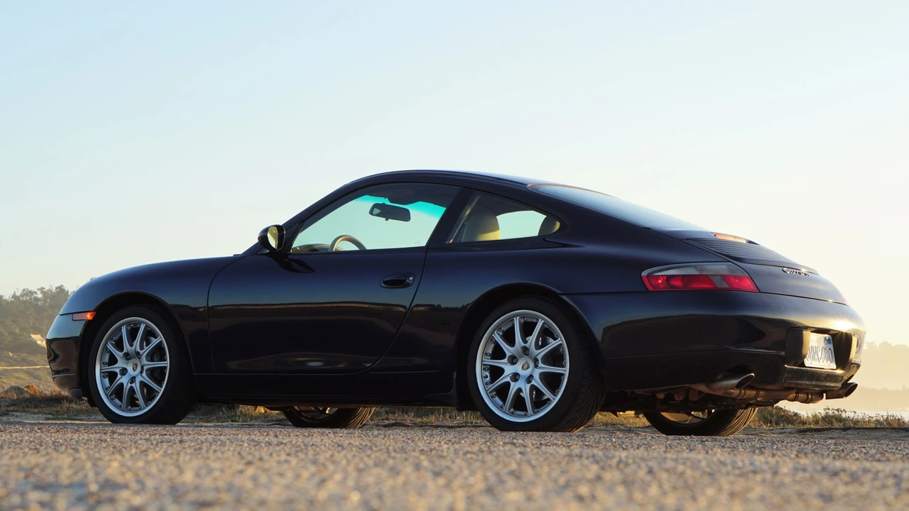 1999 Porsche 996 Carrera - Image 12 of 31