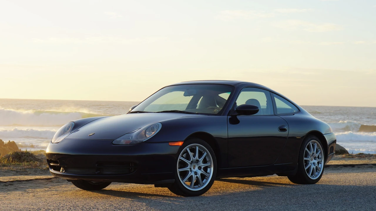 1999 Porsche 996 Carrera - Image 16 of 31