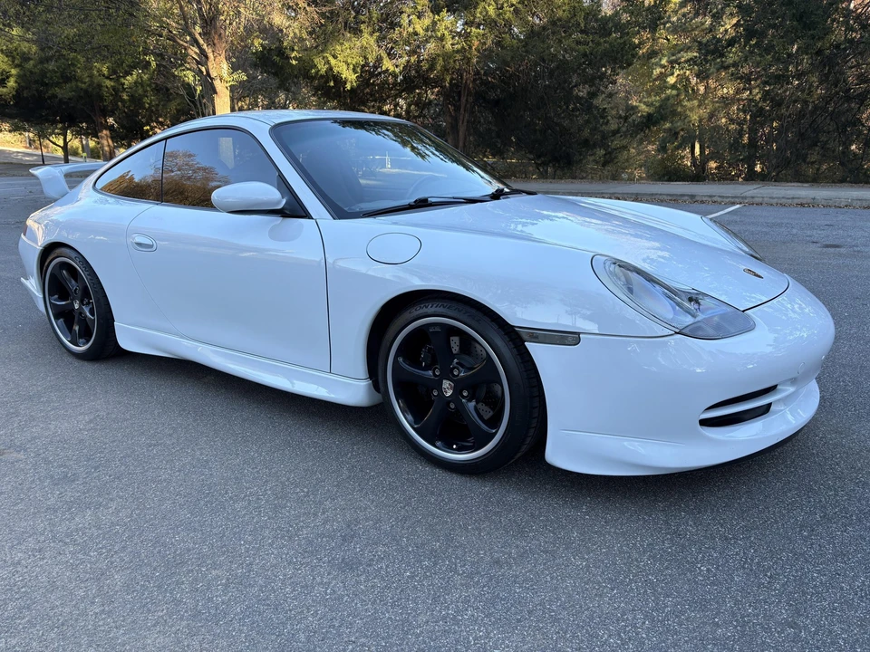 1999 Porsche 996 Carrera - Image 10 of 31