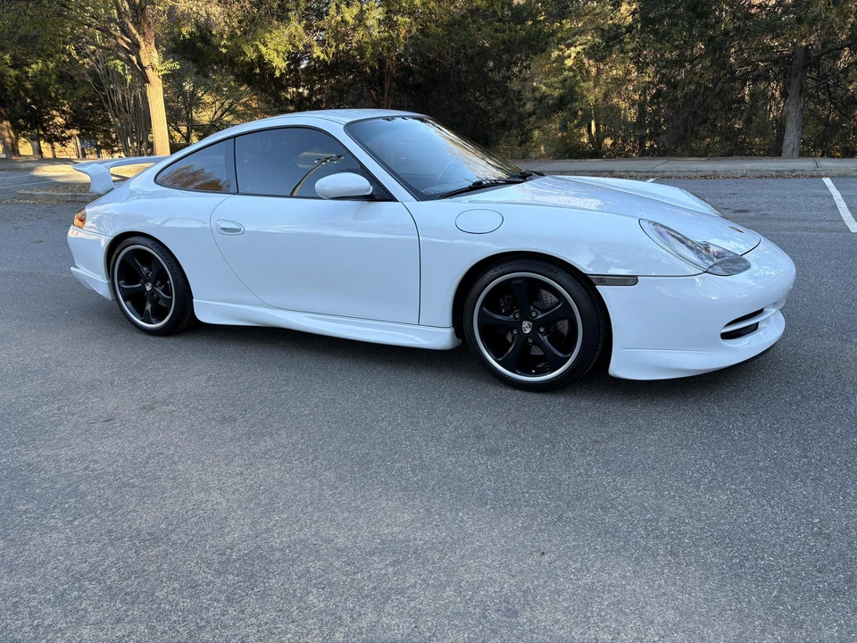 1999 Porsche 996 Carrera - Image 11 of 31