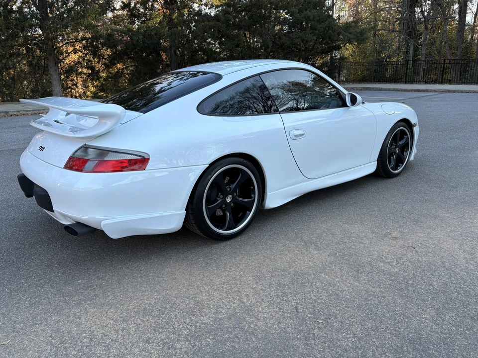 1999 Porsche 996 Carrera - Image 17 of 31