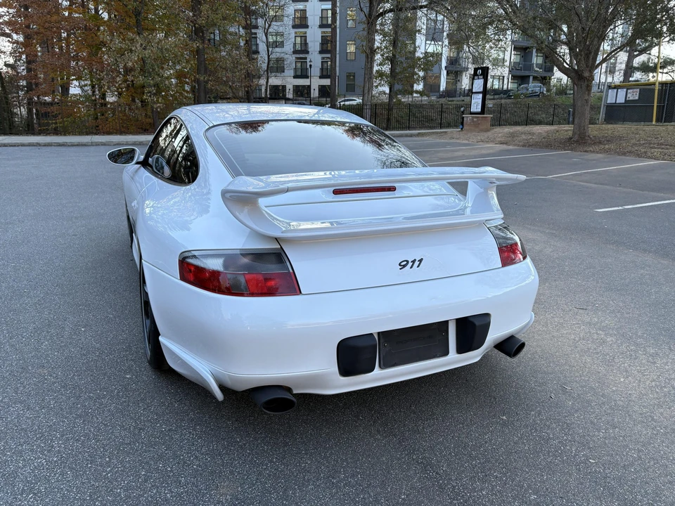 1999 Porsche 996 Carrera - Image 25 of 31