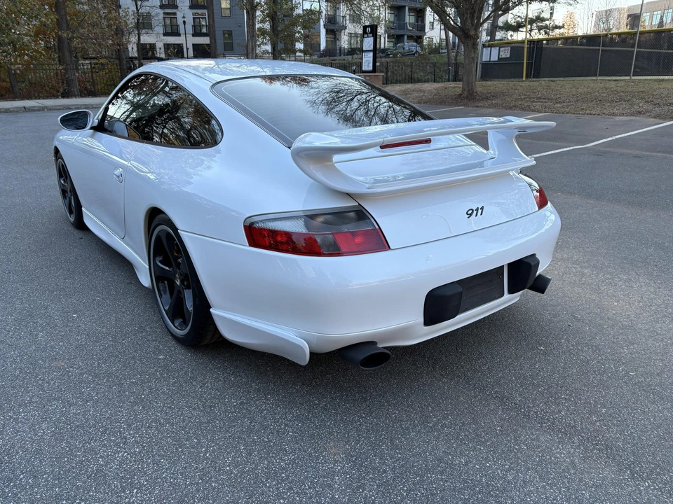1999 Porsche 996 Carrera - Image 26 of 31