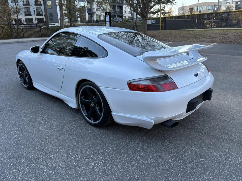 1999 Porsche 996 Carrera - Image 27 of 31