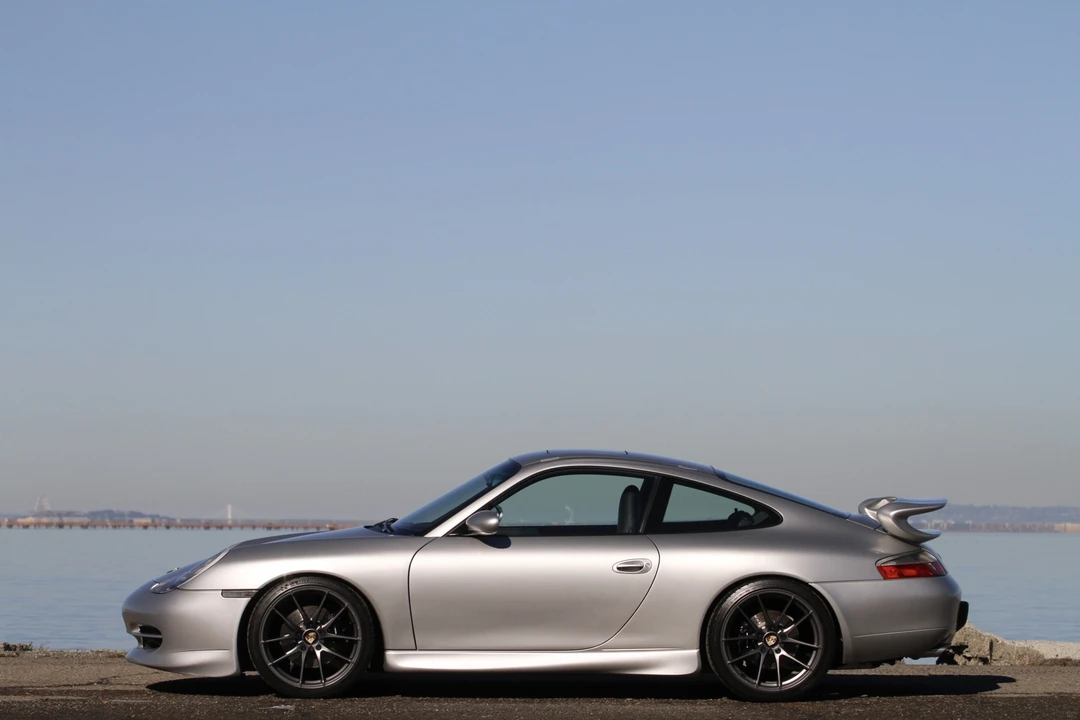 1999 Porsche 996 Carrera - Image 25 of 31