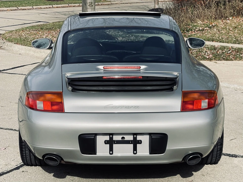1999 Porsche 996 Carrera - Image 18 of 31