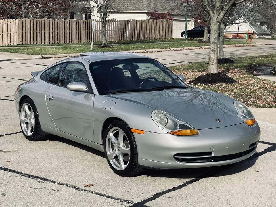 1999 Porsche 996 Carrera - Image 26 of 31