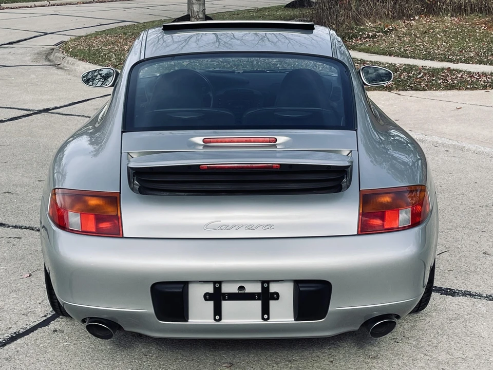 1999 Porsche 996 Carrera - Image 16 of 31