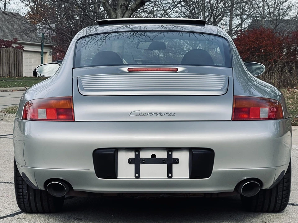 1999 Porsche 996 Carrera - Image 14 of 31