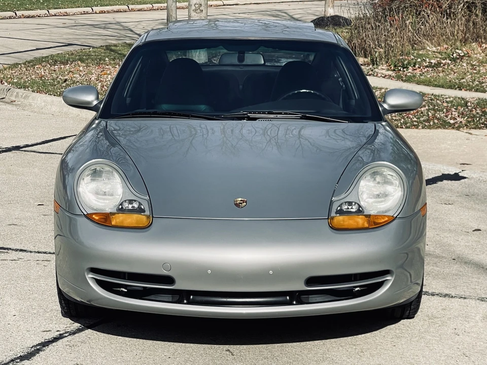 1999 Porsche 996 Carrera - Image 30 of 31