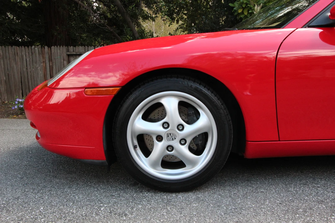 1999 Porsche 996 Carrera - Image 26 of 31