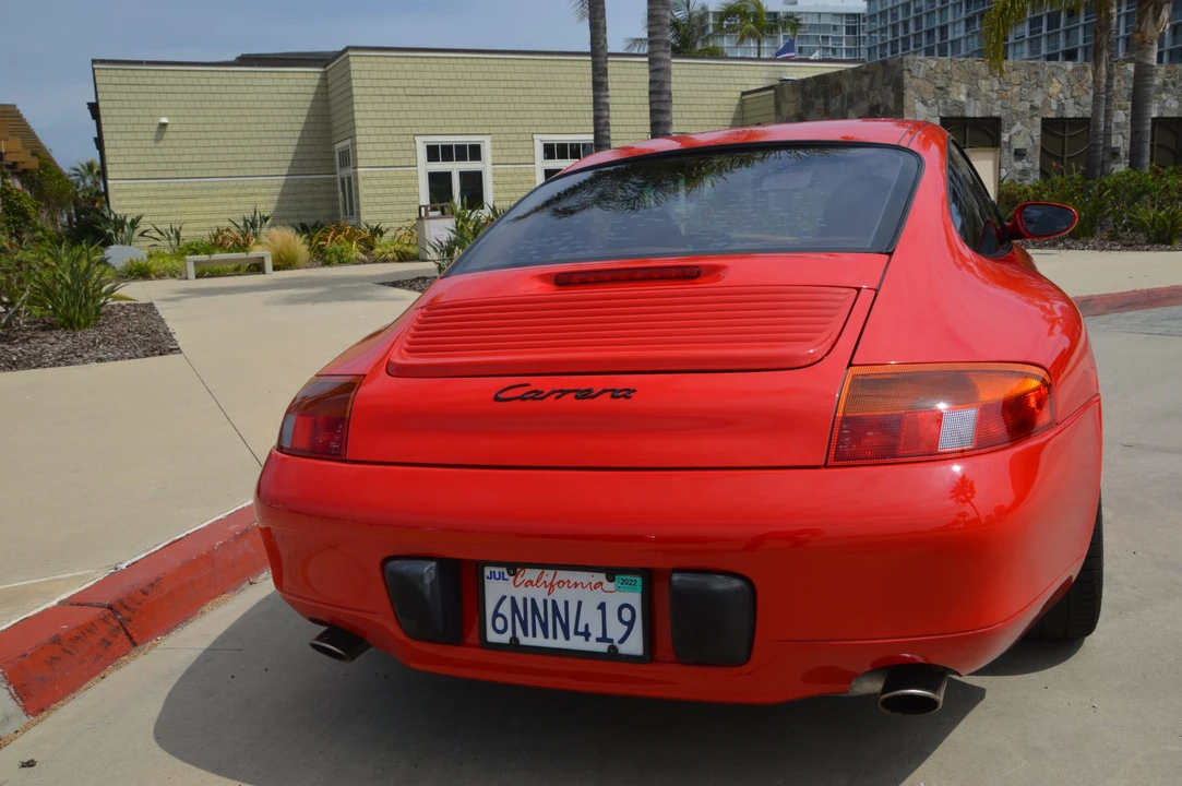 1999 Porsche 996 Carrera - Image 16 of 31