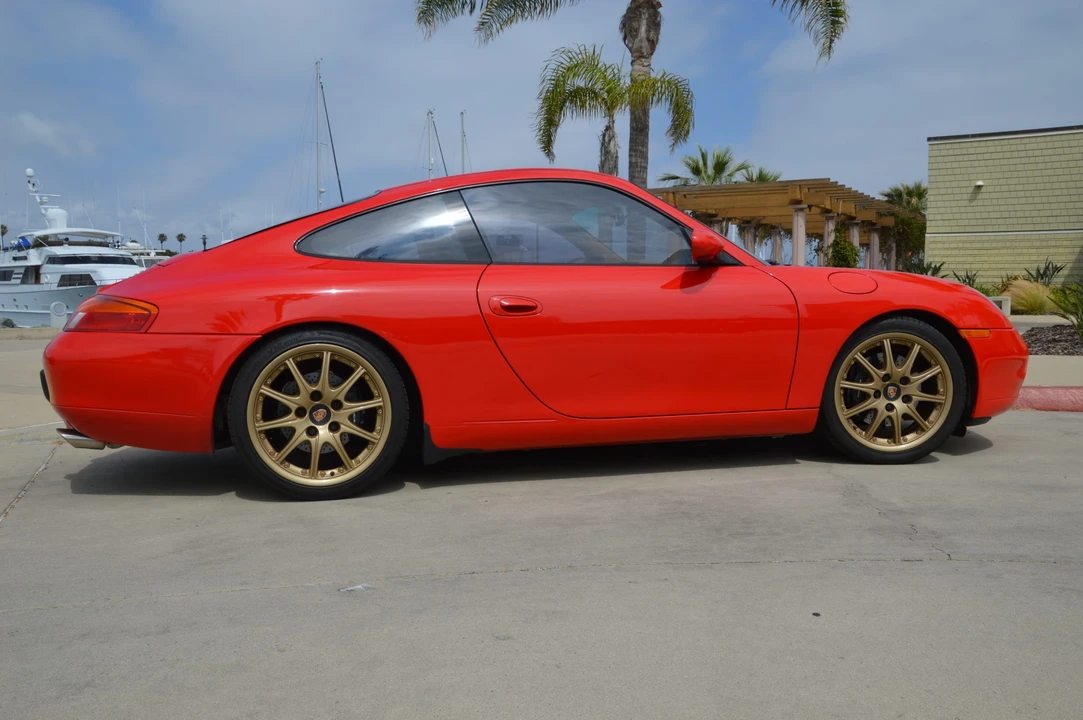 1999 Porsche 996 Carrera - Image 22 of 31