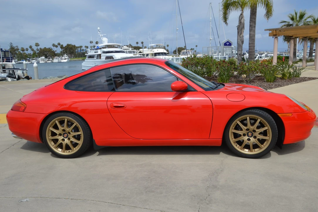 1999 Porsche 996 Carrera - Image 27 of 31