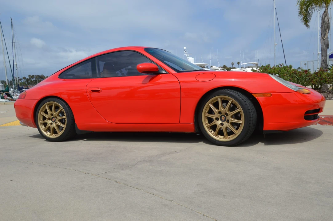 1999 Porsche 996 Carrera - Image 28 of 31