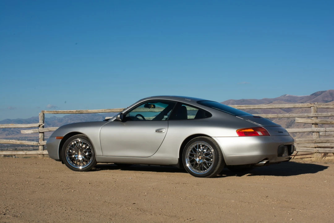 1999 Porsche 996 Carrera - Image 25 of 31