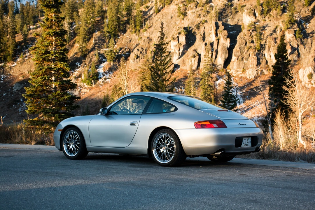 1999 Porsche 996 Carrera - Image 22 of 31