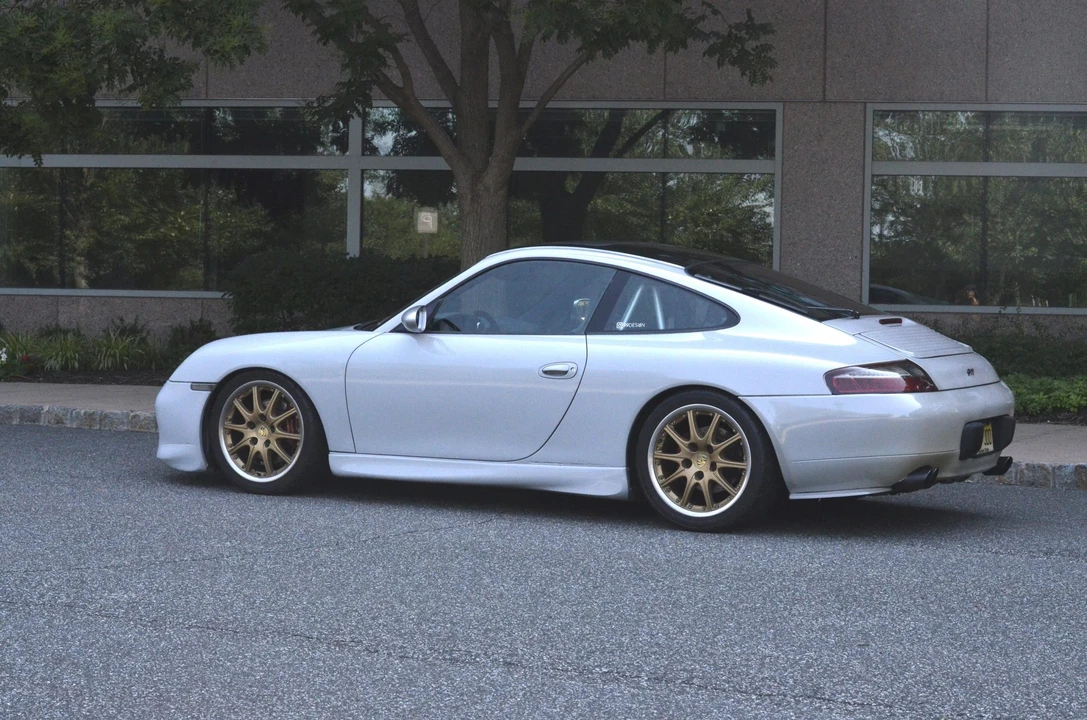 1999 Porsche 996 Carrera - Image 13 of 31