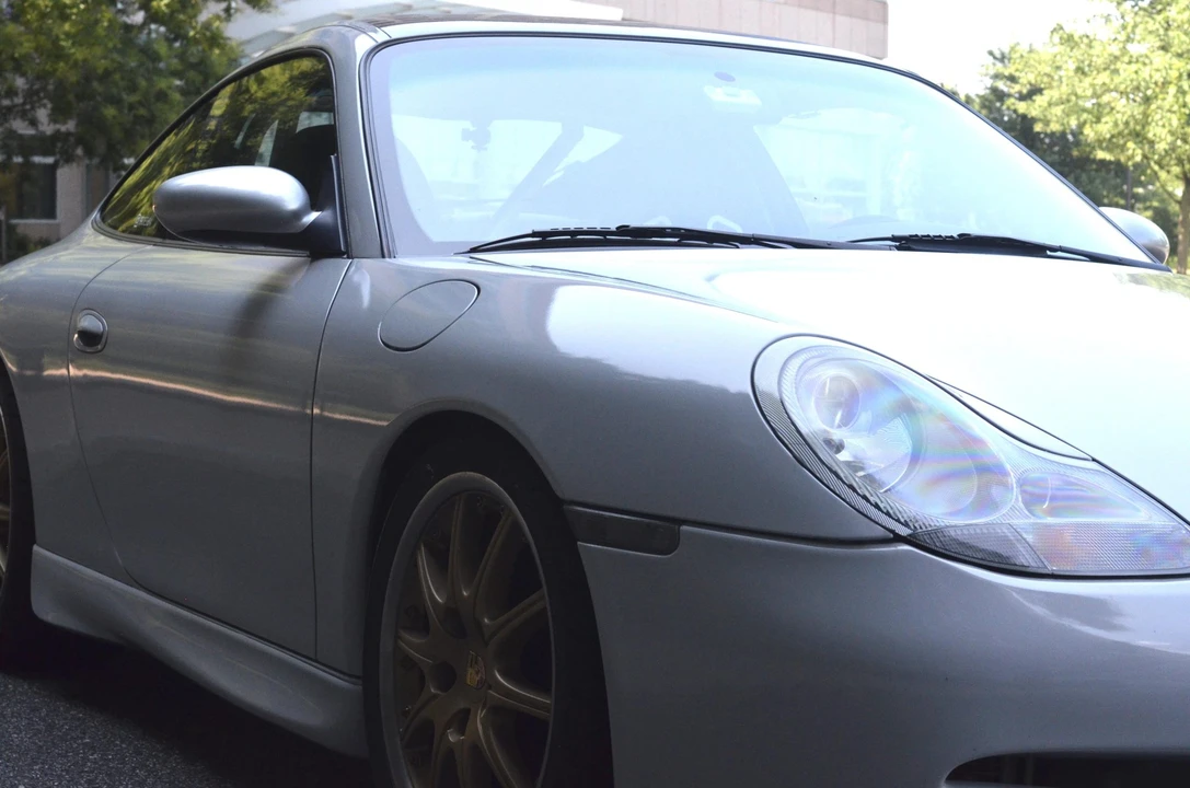 1999 Porsche 996 Carrera - Image 16 of 31
