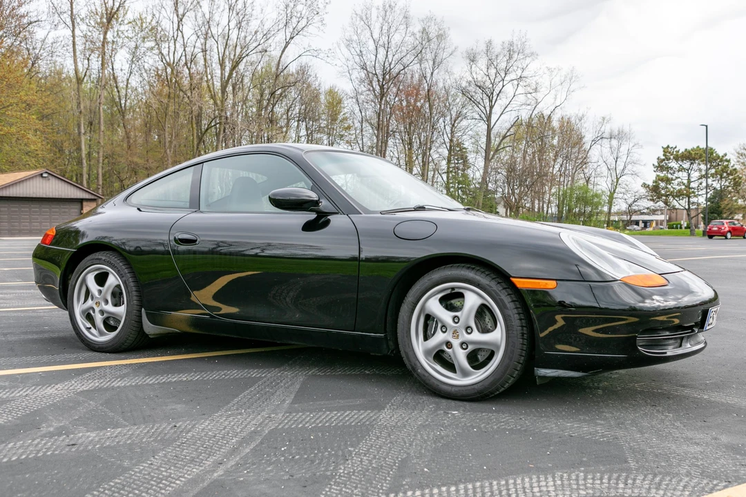 1999 Porsche 996 Carrera - Image 12 of 31