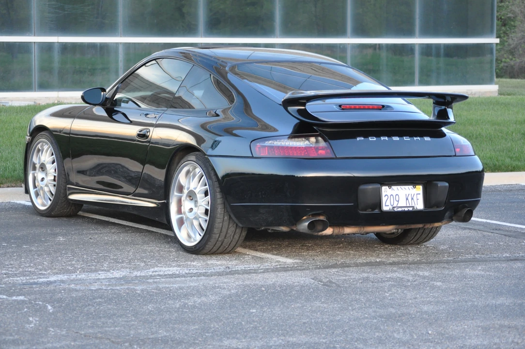 1999 Porsche 996 Carrera - Image 15 of 31