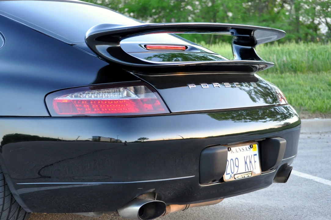 1999 Porsche 996 Carrera - Image 27 of 31