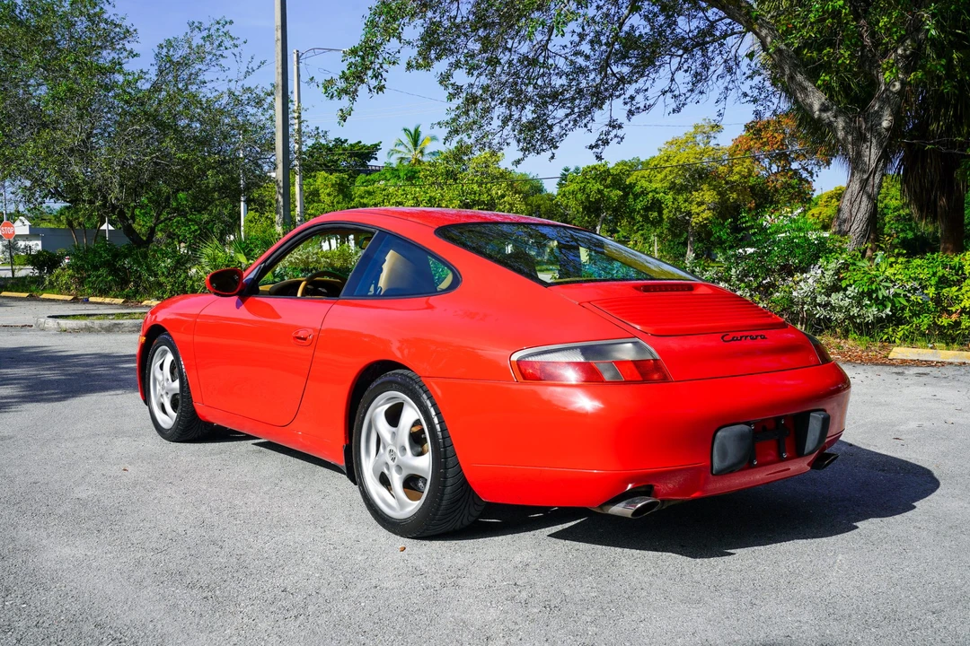 1999 Porsche 996 Carrera - Image 27 of 31