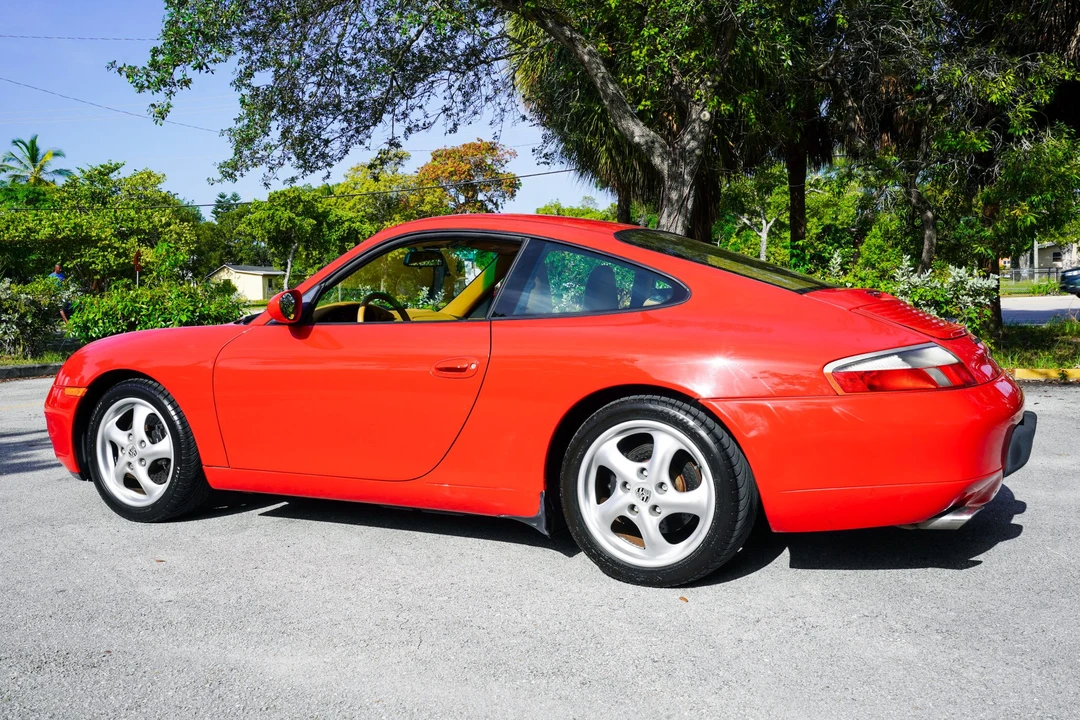 1999 Porsche 996 Carrera - Image 25 of 31