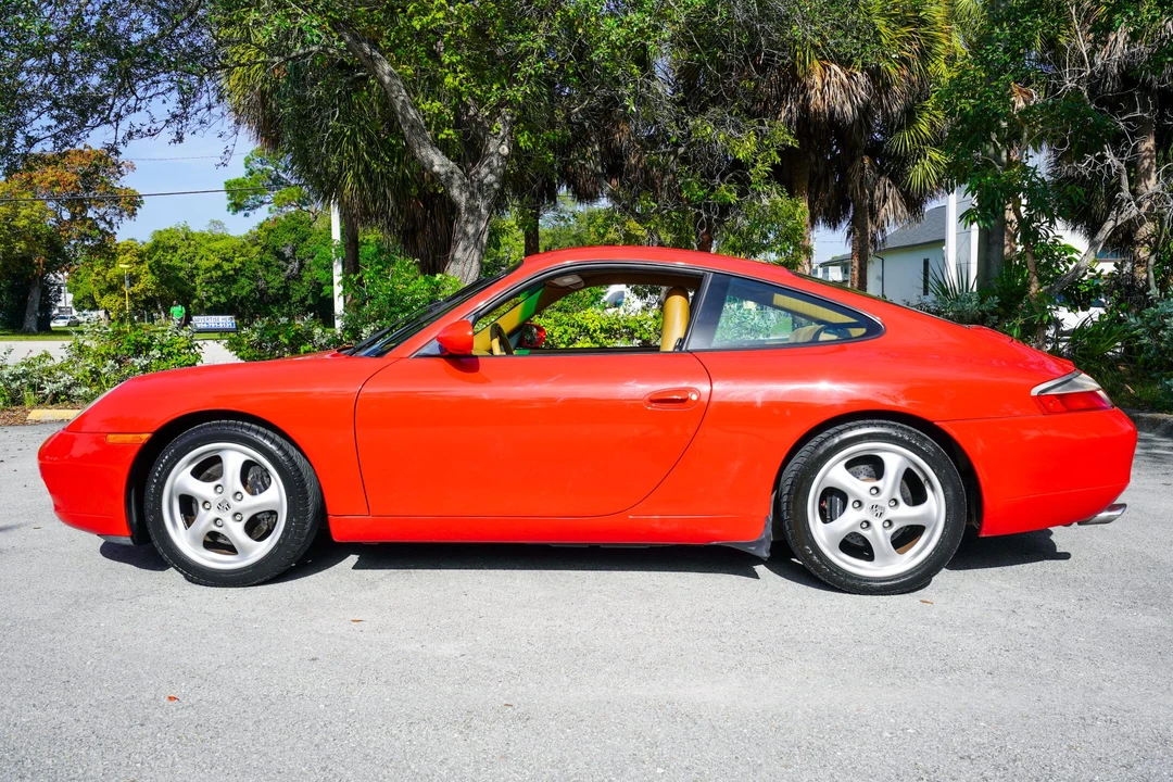 1999 Porsche 996 Carrera - Image 23 of 31