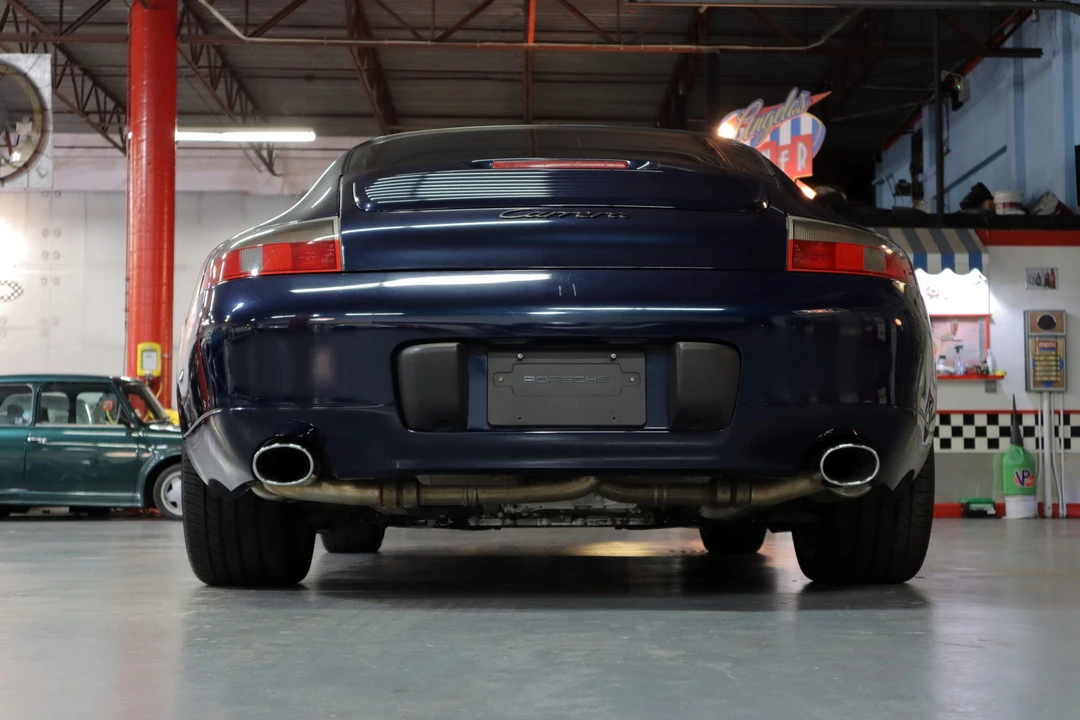 1999 Porsche 996 Carrera - Image 12 of 31