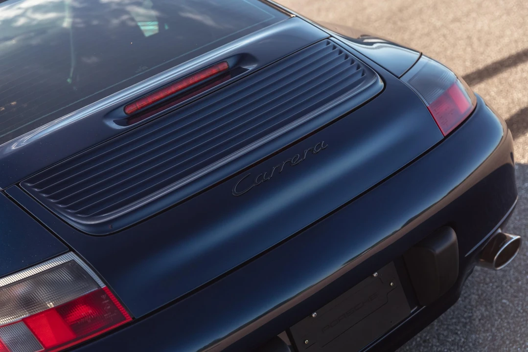 1999 Porsche 996 Carrera - Image 24 of 31