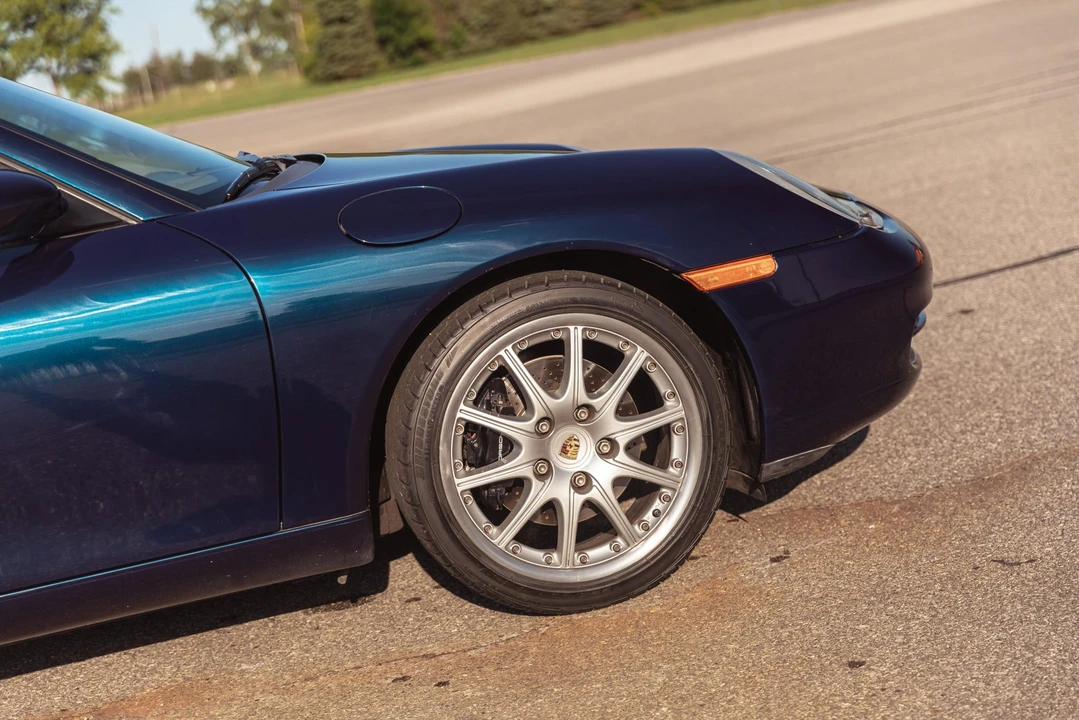 1999 Porsche 996 Carrera - Image 20 of 31