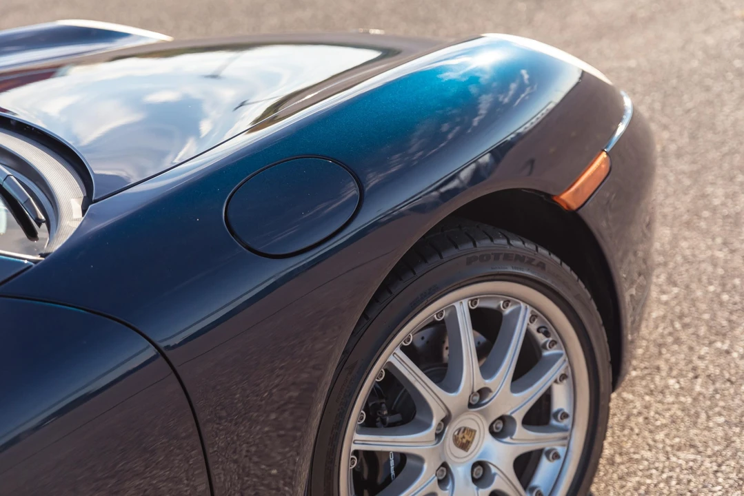 1999 Porsche 996 Carrera - Image 19 of 31