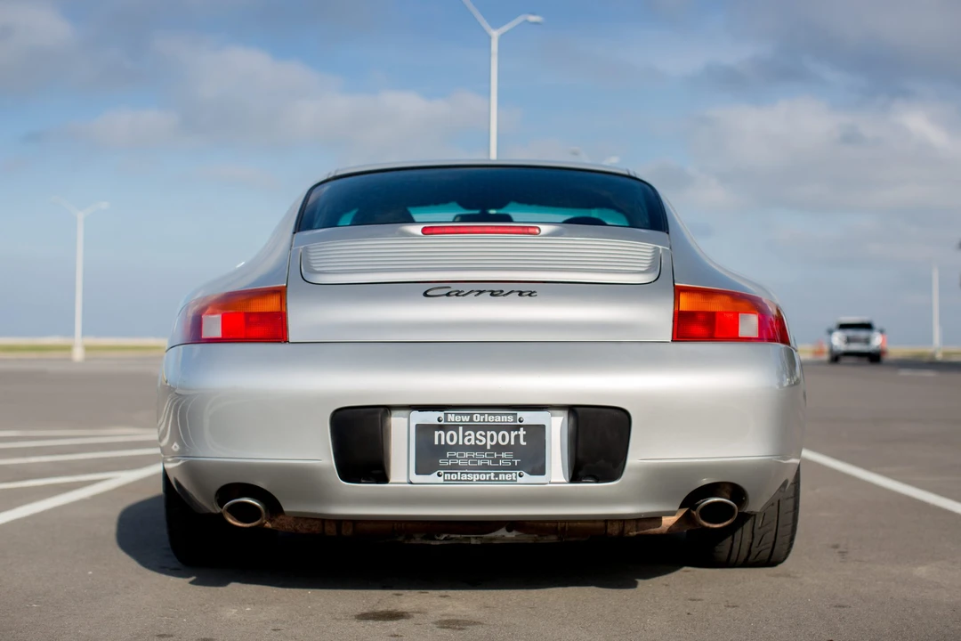 1999 Porsche 996 Carrera - Image 26 of 31