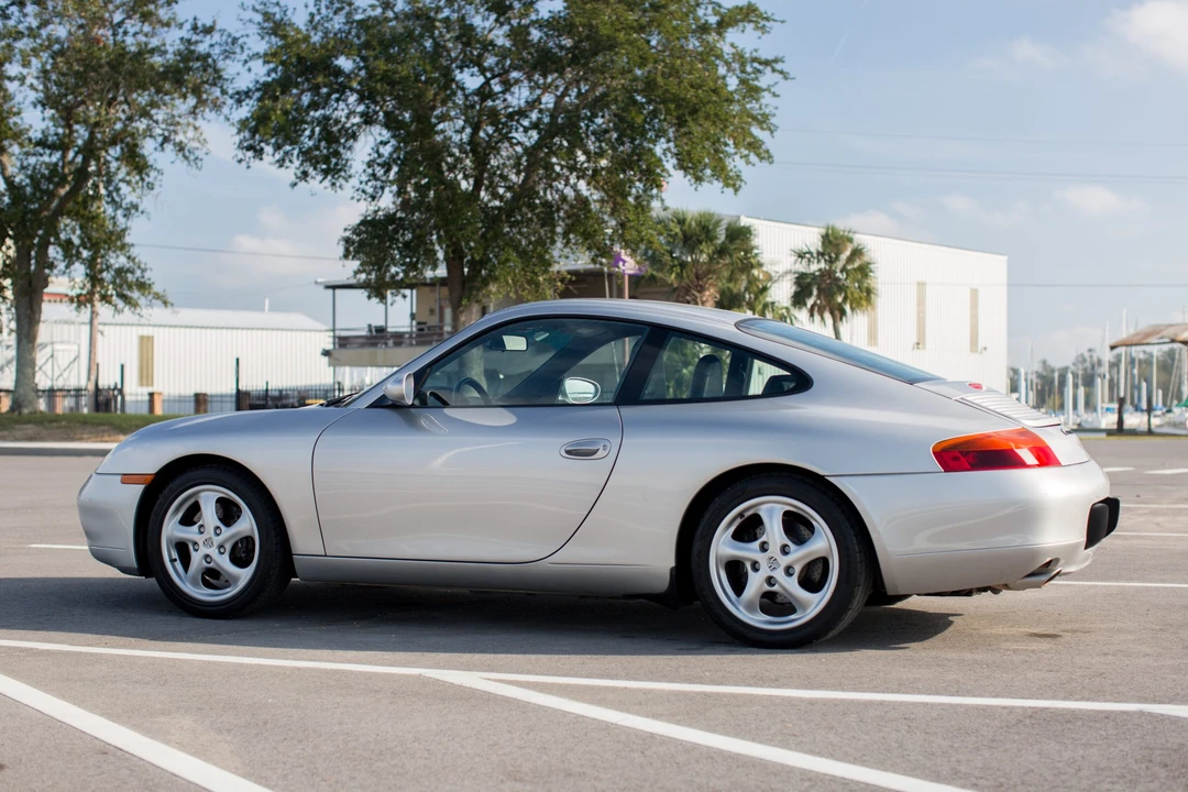 1999 Porsche 996 Carrera - Image 29 of 31