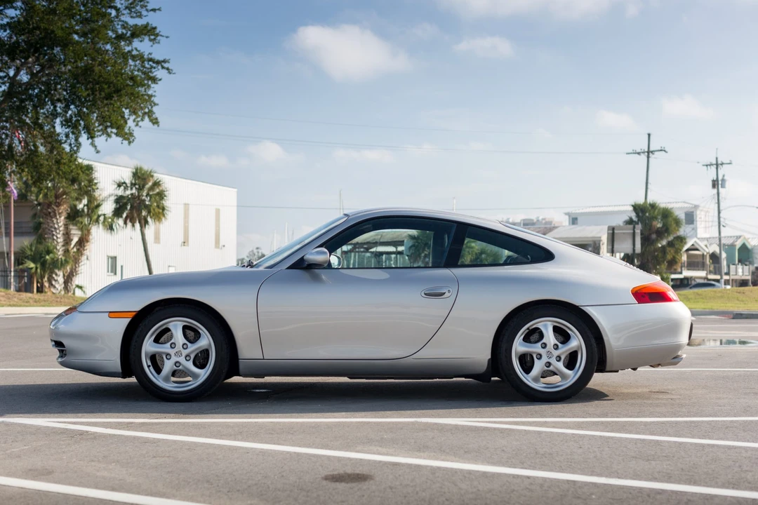 1999 Porsche 996 Carrera - Image 30 of 31
