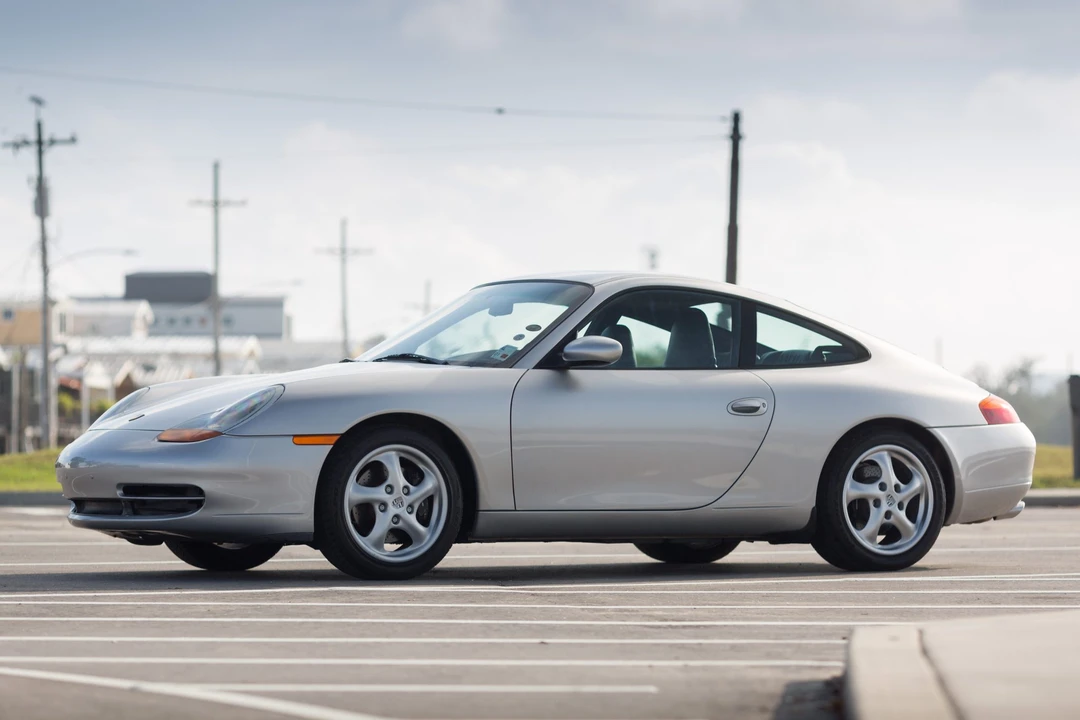 1999 Porsche 996 Carrera - Image 14 of 31