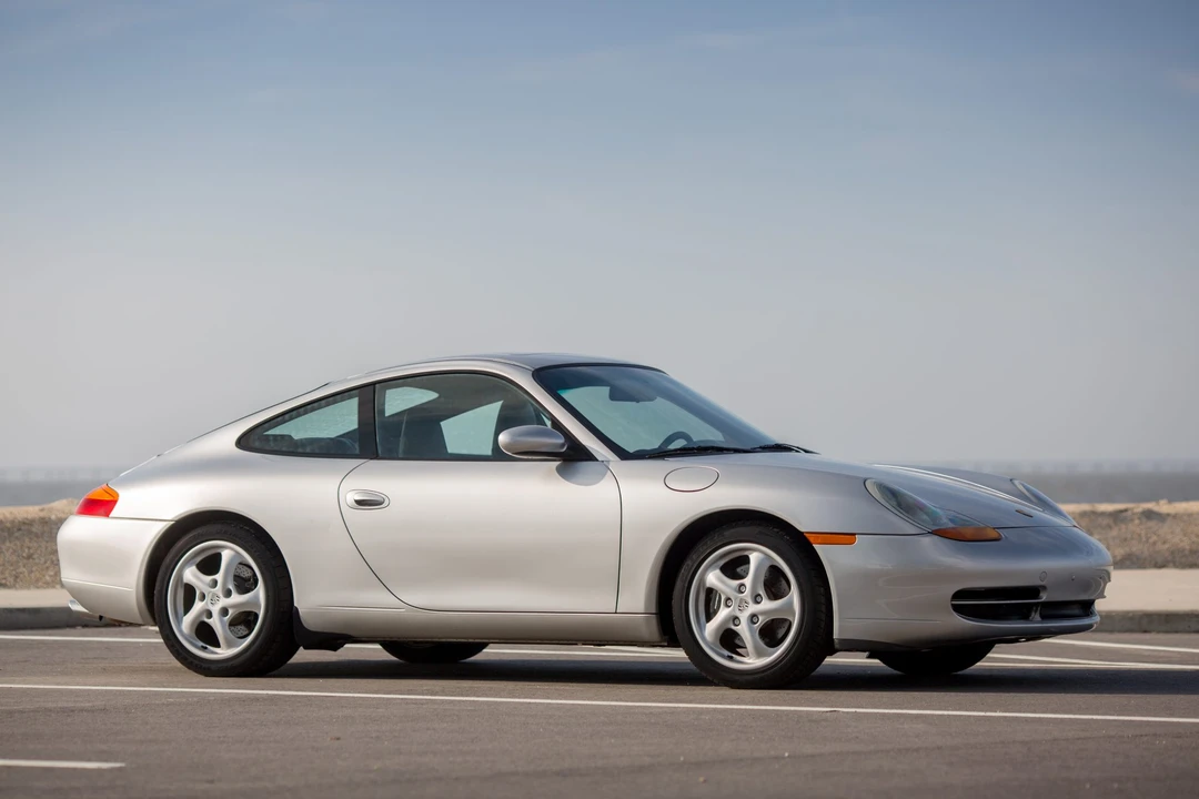 1999 Porsche 996 Carrera - Image 19 of 31