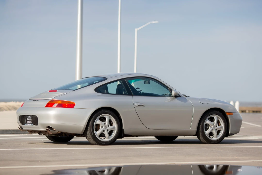 1999 Porsche 996 Carrera - Image 23 of 31