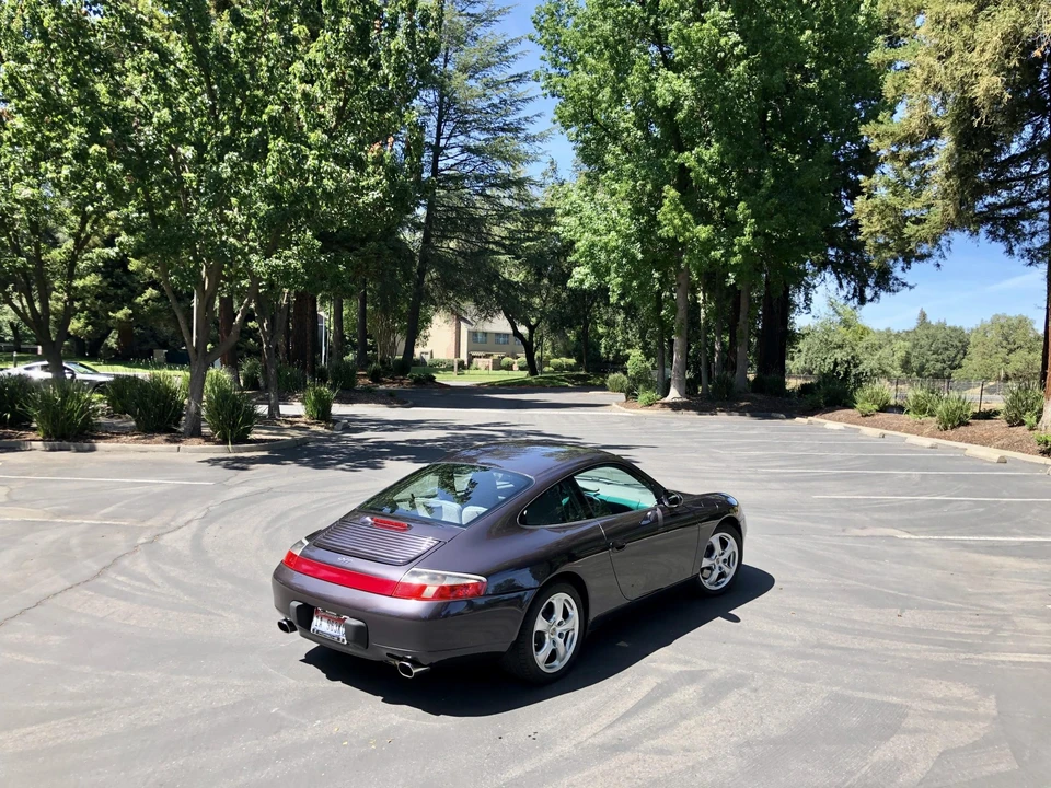 1999 Porsche 996 Carrera - Image 25 of 31