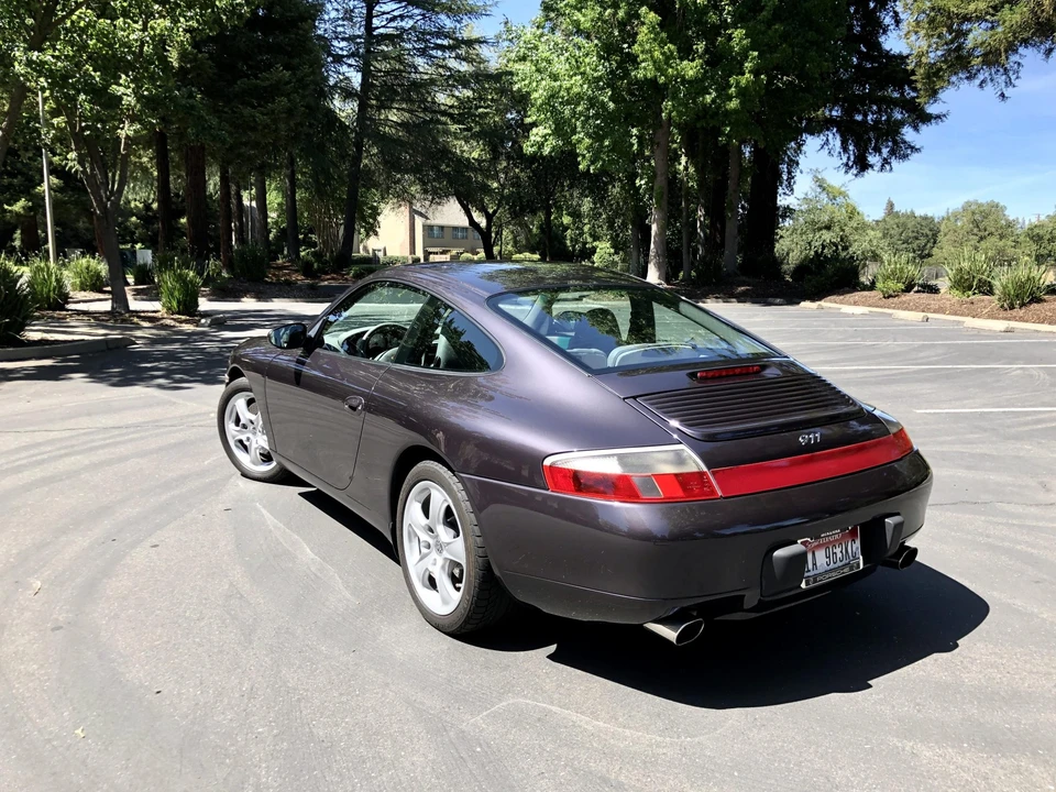 1999 Porsche 996 Carrera - Image 14 of 31