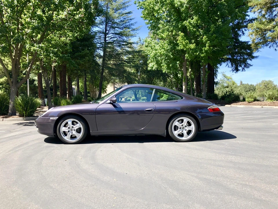 1999 Porsche 996 Carrera - Image 10 of 31